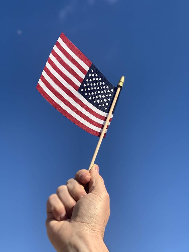 American Flags on Stick - Handheld Spearhead US Flag for 4th of July, Memorial Day Event Decorations - Patriotic Decor for Indoors & Yard - Wooden Stick, Cotton Fabric (4"X6" - 25 Pack)
