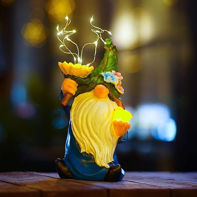 Outdoor Garden Gnomes Statue: Solar Garden Decor with LED Light Patio Yard Lawn Decoration Valentine's Day Gifts for Women