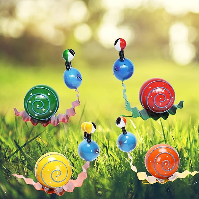 Metal Yard Art Cute Snails Garden Decor for Outside Lawn Ornaments Patio Outdoor Decorations - Set of 4(Yellow,Orange,Green,Red)