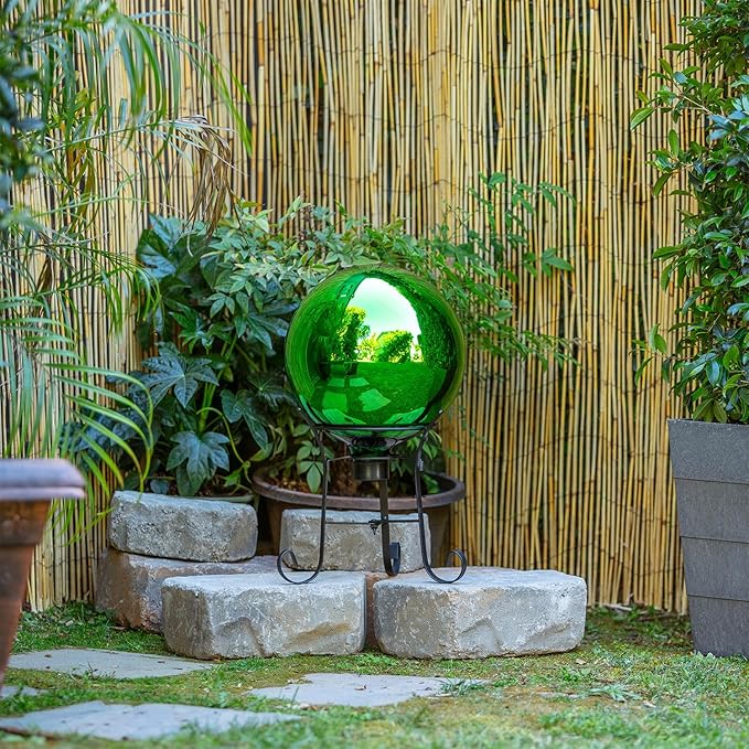 Alpine Corporation 10" Diamater Indoor/Outdoor Glass Gazing Globe Festive Yard Décor, Green
