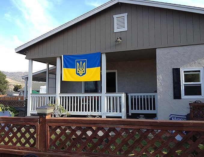 Ukraine Trident Flag 5x8FT Ukrainian Coat of Arms National Polyester Banner With 2 Grommets Fade Resistant Vivid Color For Patriotic Festival Events Party Decoration