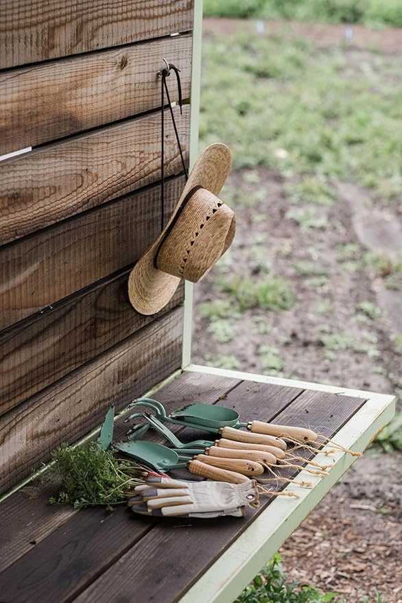 Barebones Garden Scoop - Garden Spoon - Stainless Steel Small Hand Shovel for Transplanting, Digging, and Planting - Great Home Gardening Hand Tools (Ash/Mint)