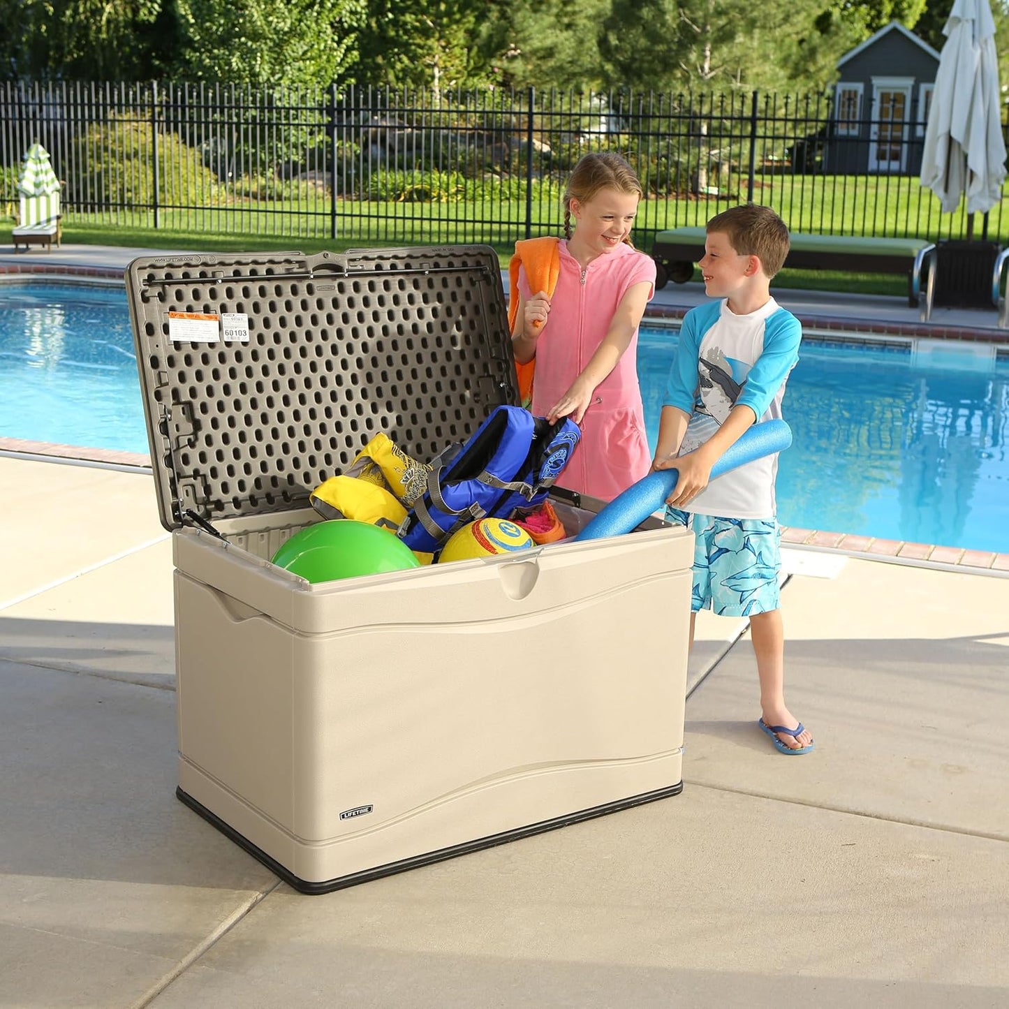 Lifetime 60103 Deck Storage Box, 80 Gallon, Desert Sand/Brown