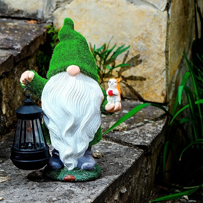 Garden Gnome with Squirrel 11.8, Gnomes with Solar Lantern, Garden Statues Outdoor Clearance, Garden Gnomes Outdoor Funny for Patio Decor, Fall Gnomes